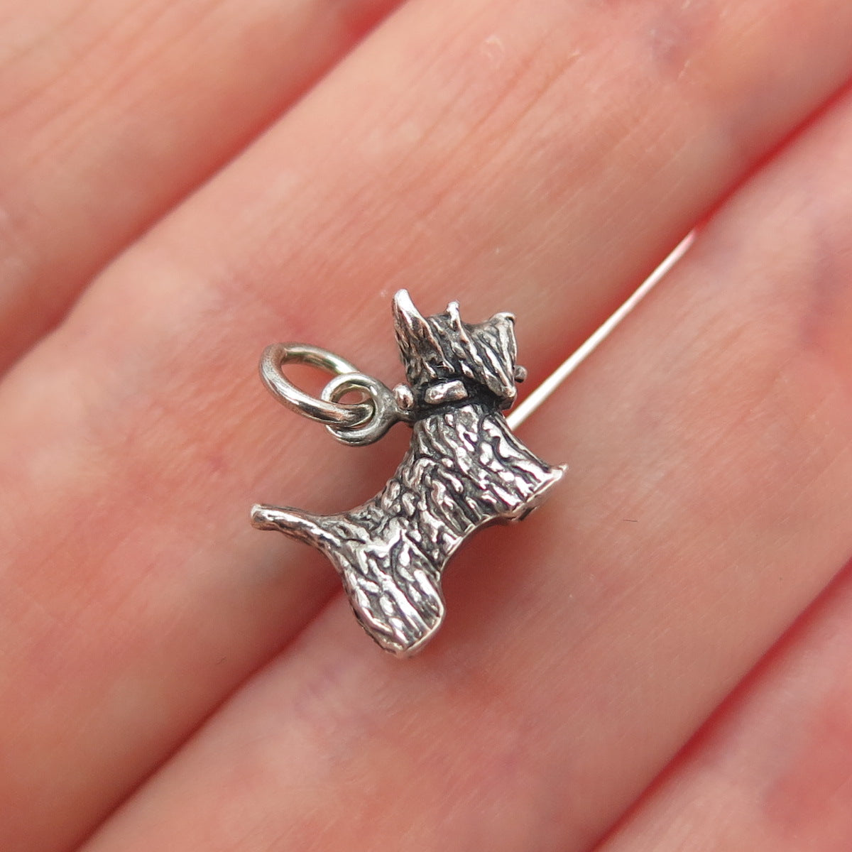 JEZLAINE Sterling Silver Vintage Scottish Terrier Dog Minimalist Charm Pendant