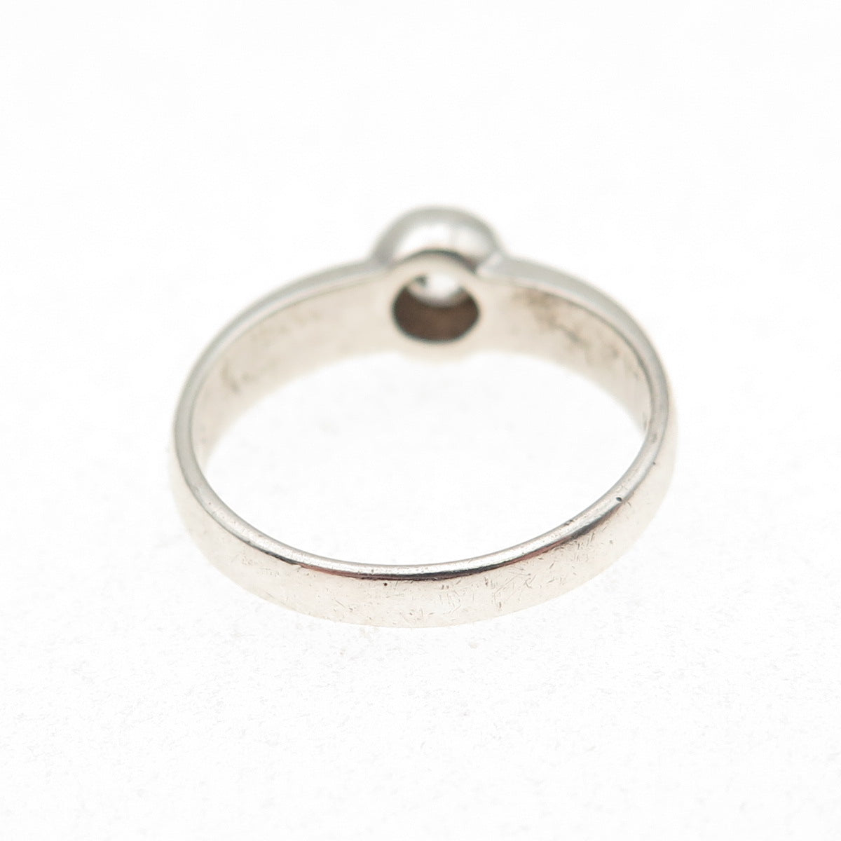 925 Sterling Silver Round-Cut C Z Oxidized Ring Size 5.75