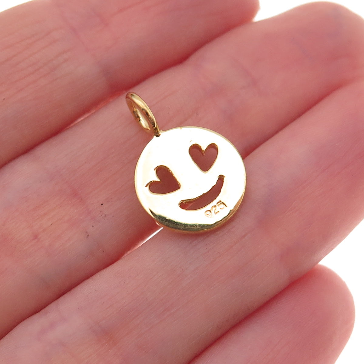 925 Sterling Silver Gold Plated In Love Face Emoji Charm Pendant