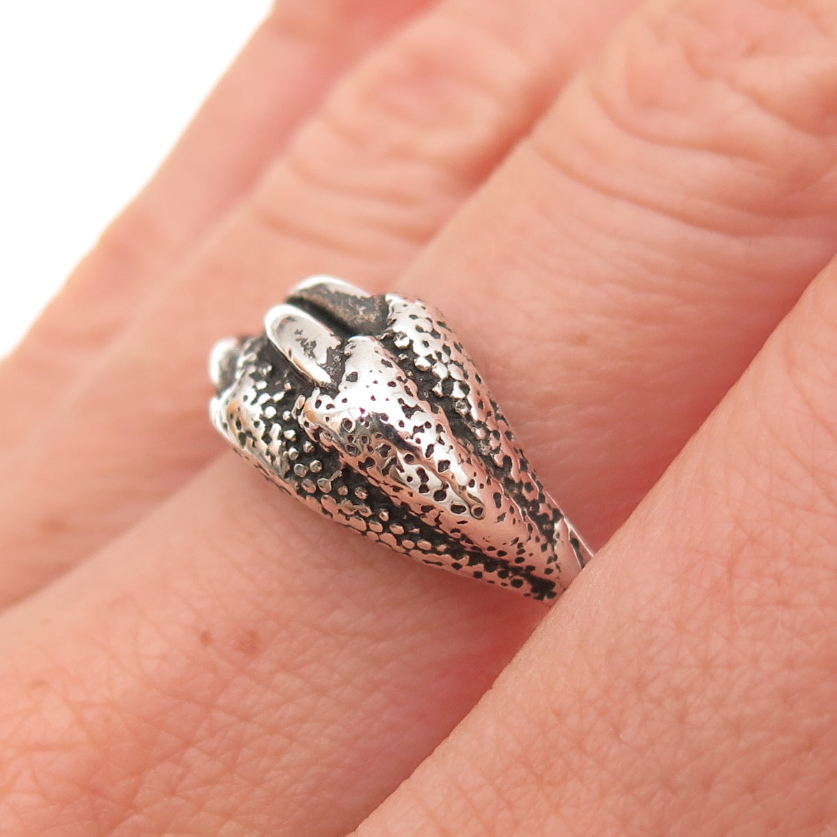 925 Sterling Silver Vintage Dragon Claw Oxidized Ring Size 10