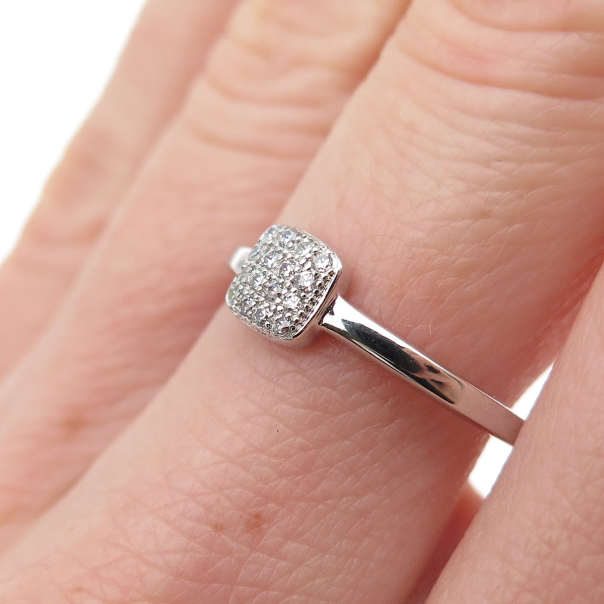 925 Sterling Silver Round-Cut C Z Engagement Ring Size 7