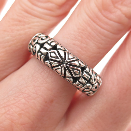 925 Sterling Silver Vintage Cross Ornate Oxidized Ring Size 9.25