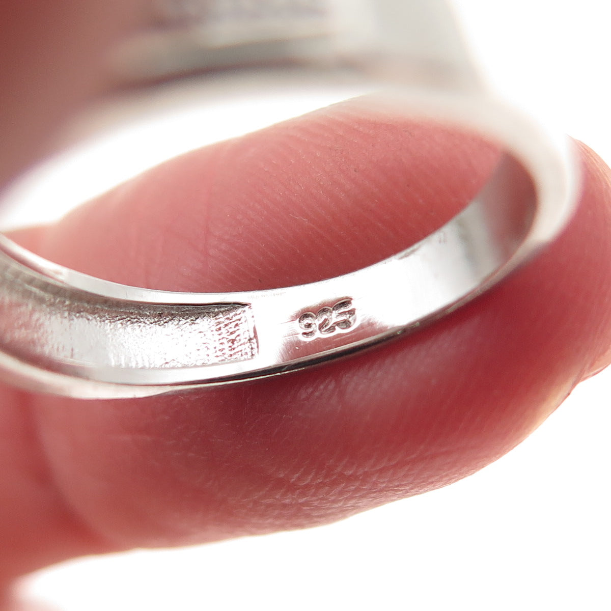925 Sterling Silver Round-Cut C Z Ring Size 6