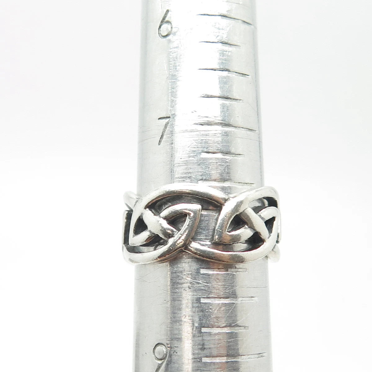 925 Sterling Silver Vintage Celtic Knot Band Ring Size 8.25