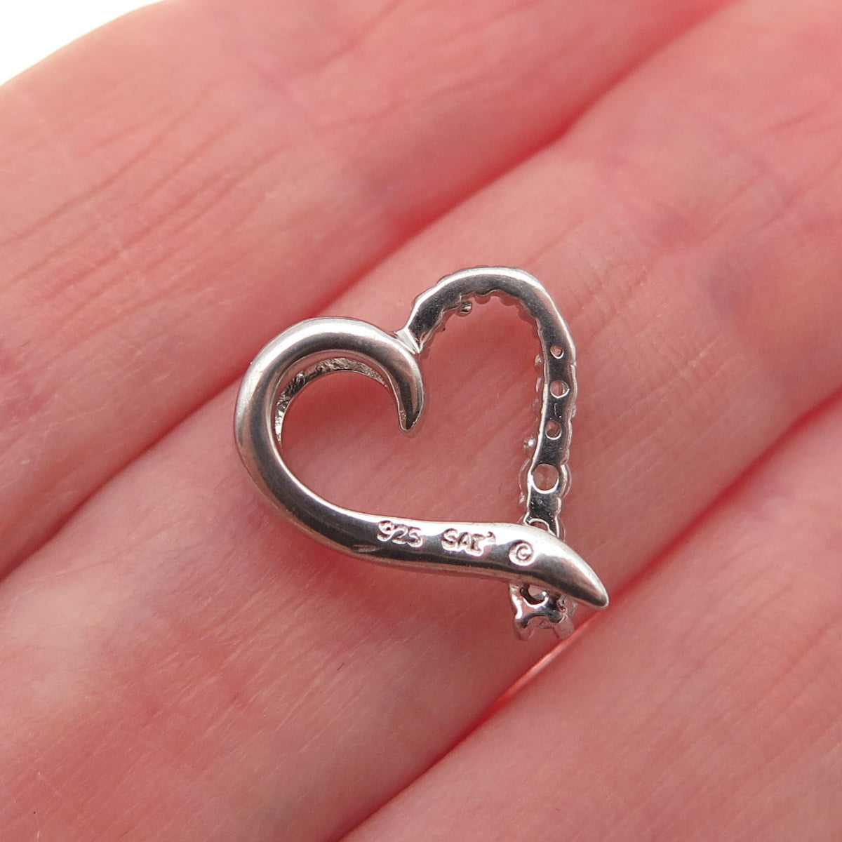 Sai 925 Sterling Silver Graduated Round-Cut C Z Heart Mini Slide Charm Pendant