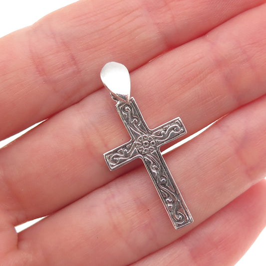 925 Sterling Silver Vintage Floral Ornate Cross Oxidized Charm Pendant