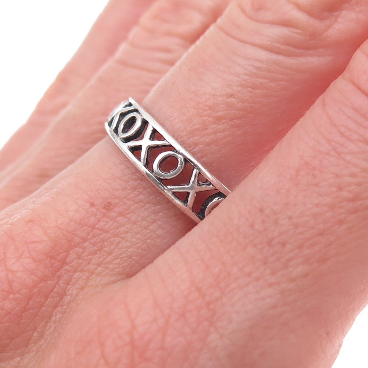 Wheeler Mfg 925 Sterling Silver Vintage XO Hugs & Kisses Oxidized Ring Size 9