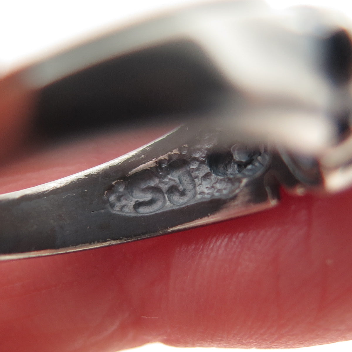 SAJEN 925 Sterling Silver Vintage Real Amethyst & Peridot Oxidized Ring Size 6