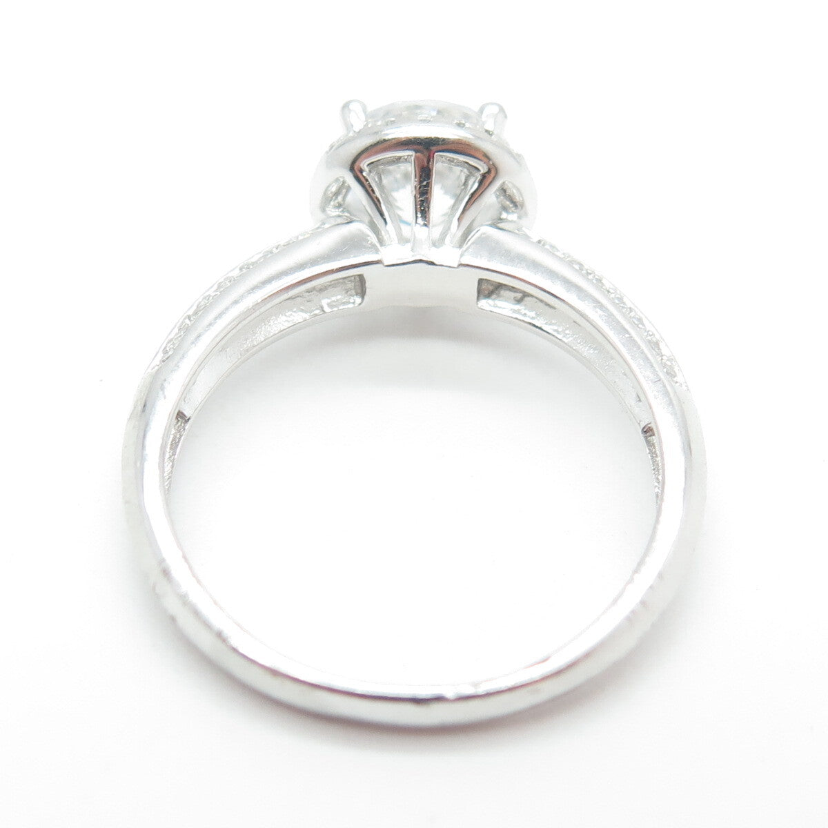 DIAMONOX 925 Sterling Silver Round-Cut Shaped C Z Engagement Ring Size 7
