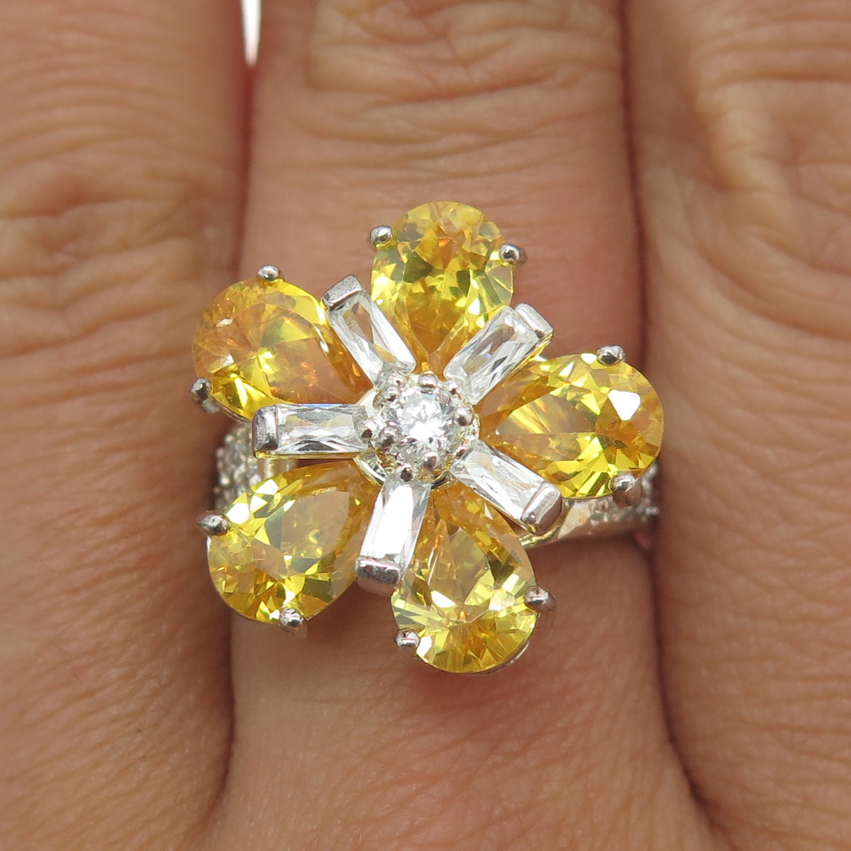 925 Sterling Silver White & Canary C Z Flower Ring Size 7