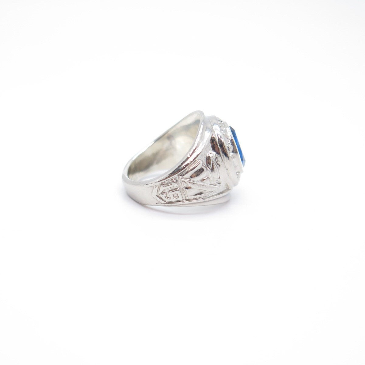 925 Sterling Silver Vintage Blue Glass Oval School Ring Size 7.25