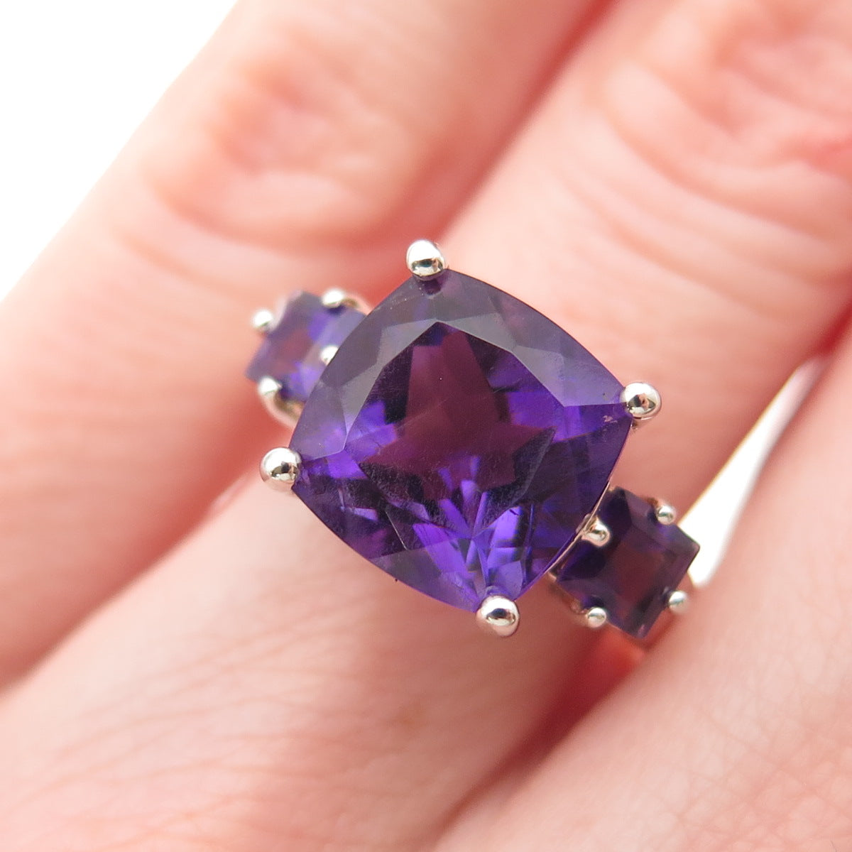 ROSS SIMONS 925 Sterling Silver Real Cushion & Princess-Cut Amethyst Ring Size 6