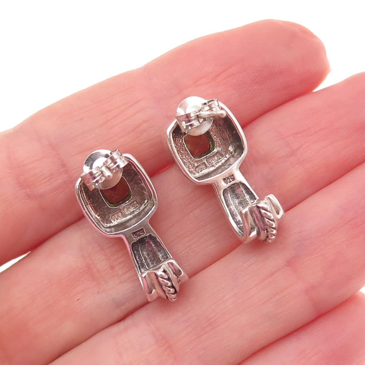 925 Sterling Silver Vintage Real Peridot Oxidized Claw Earrings