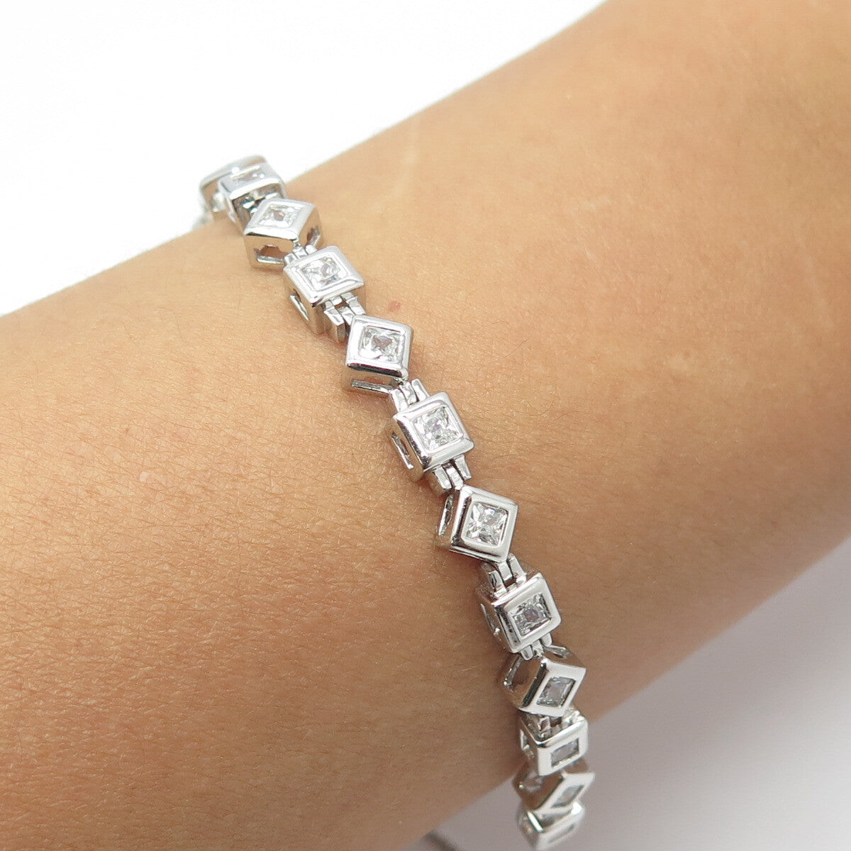 HAN 925 Sterling Silver C Z Tennis Box Link Bracelet 8.75"