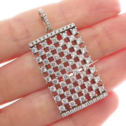 DESIGNS BY YAGI 925 Sterling Gold Plated Round-Cut Shaped C Z Sparkle Pendant