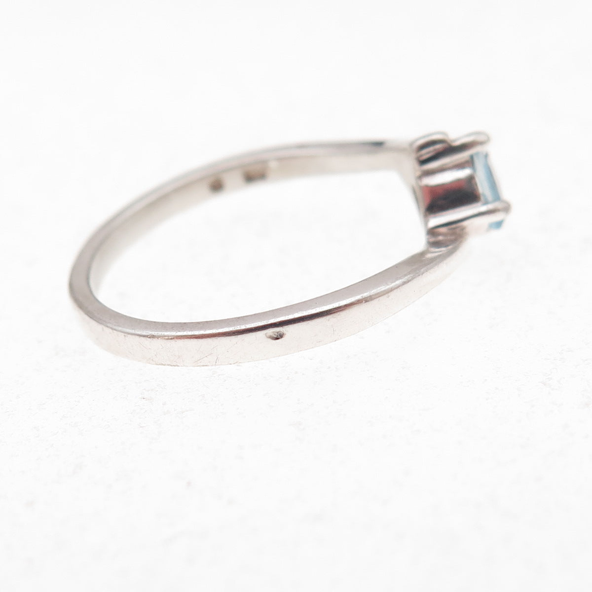 Nevada 925 Sterling Silver Vintage Real Blue Topaz Bypass Ring Size 6.5