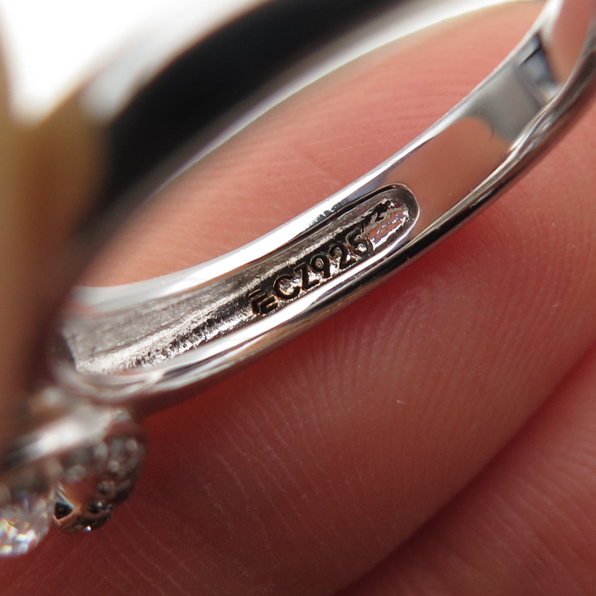925 Sterling Silver Round-Cut C Z Engagement Ring Size 7.25