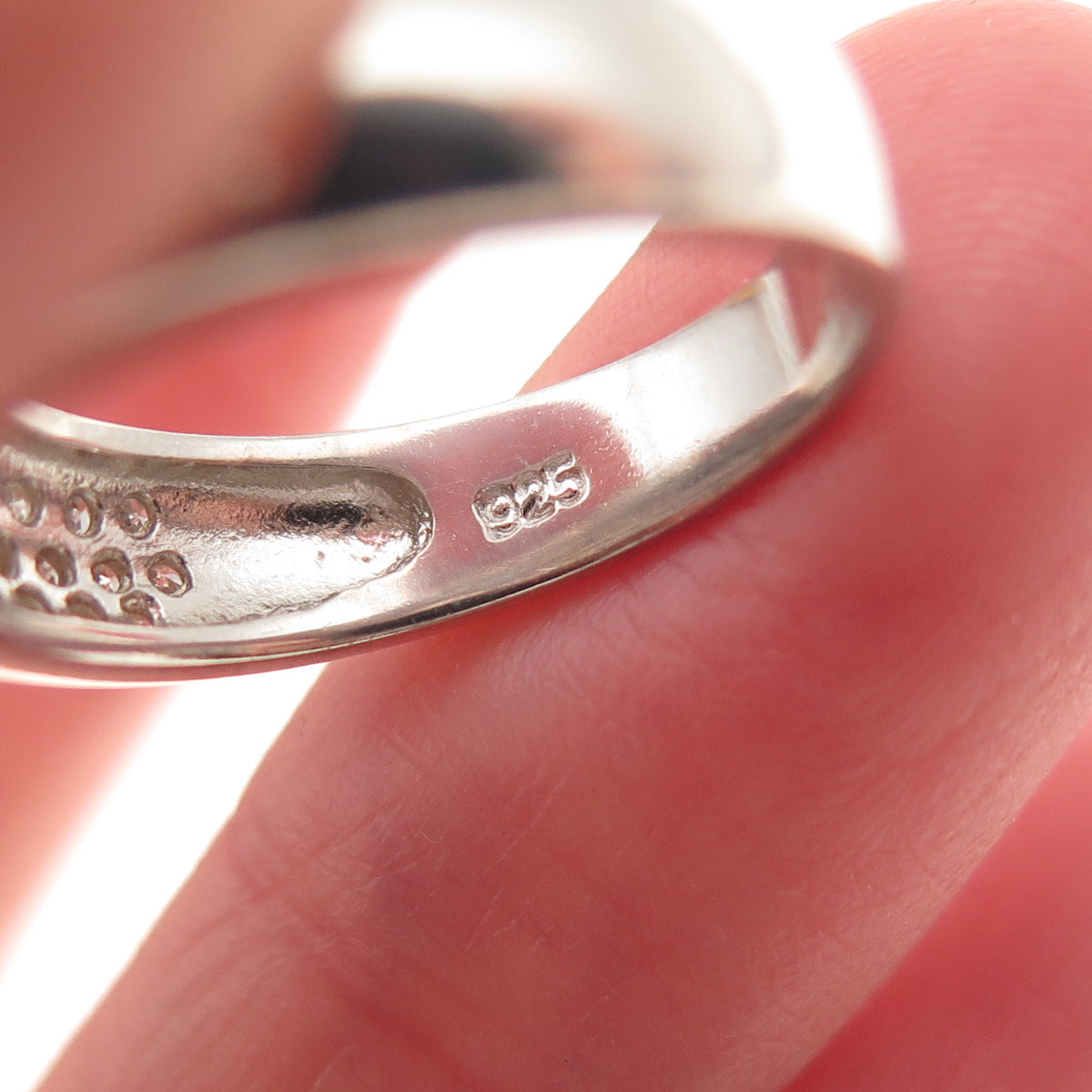 925 Sterling Silver Round-Cut C Z Sparkle Ring Size 6