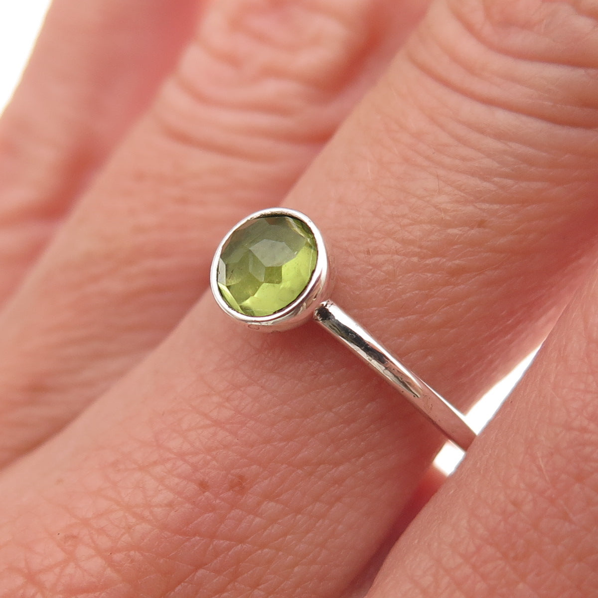 Pandora 925 Sterling Silver Real Peridot August Birthday Blooms Ring Size 6.75