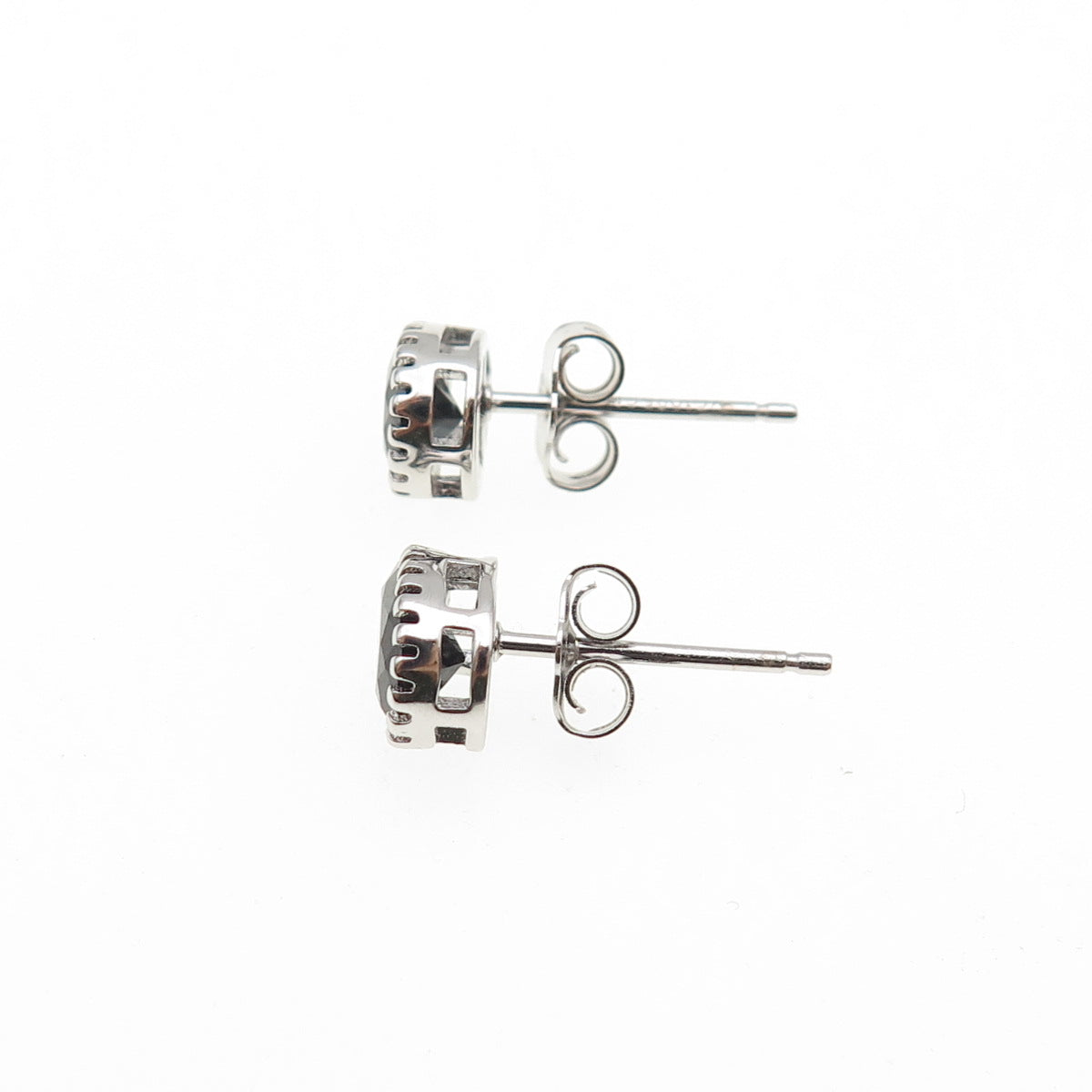 925 Sterling Silver Pear-Cut Black C Z Stud Earrings