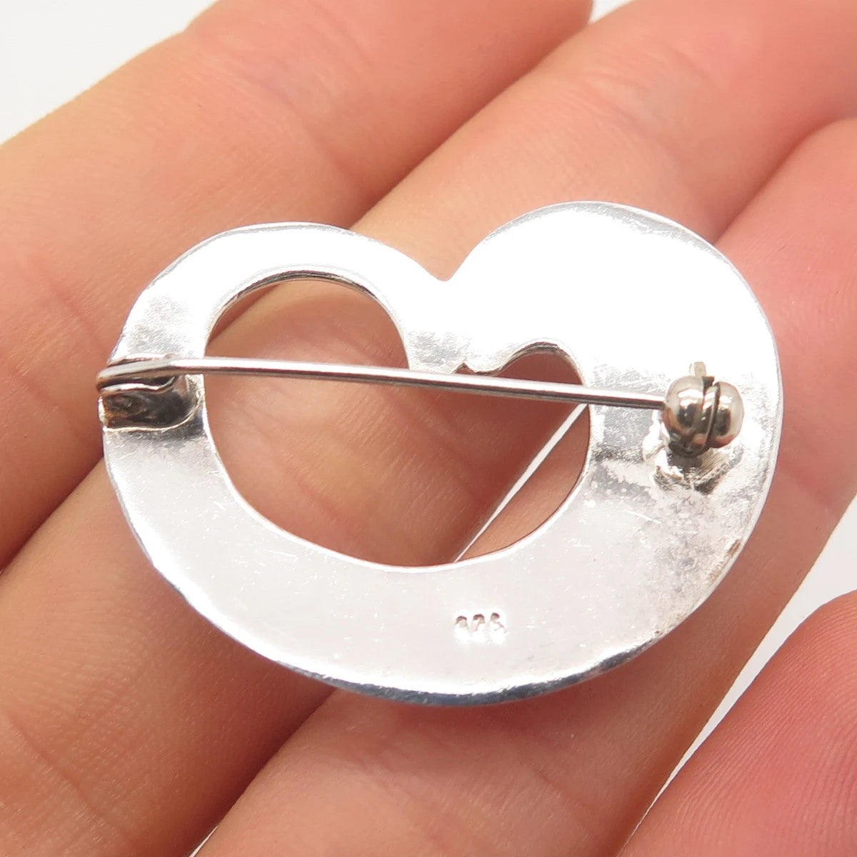 925 Sterling Silver Vintage Open Heart Pin Brooch