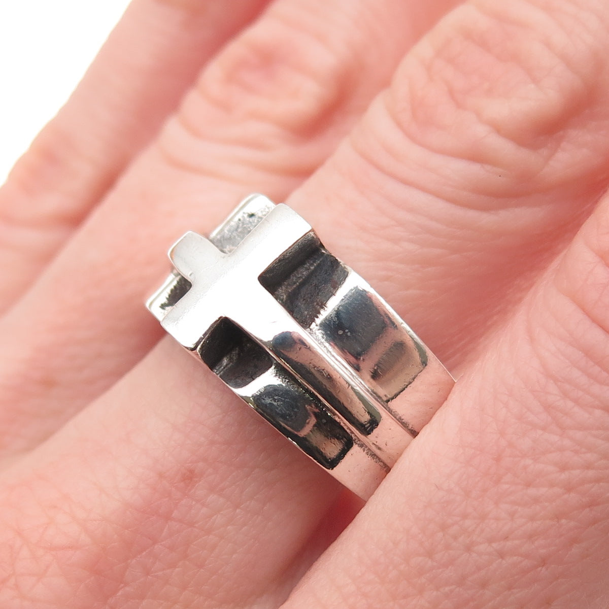 925 Sterling Silver Vintage Cross Oxidized Ring Size 10.25