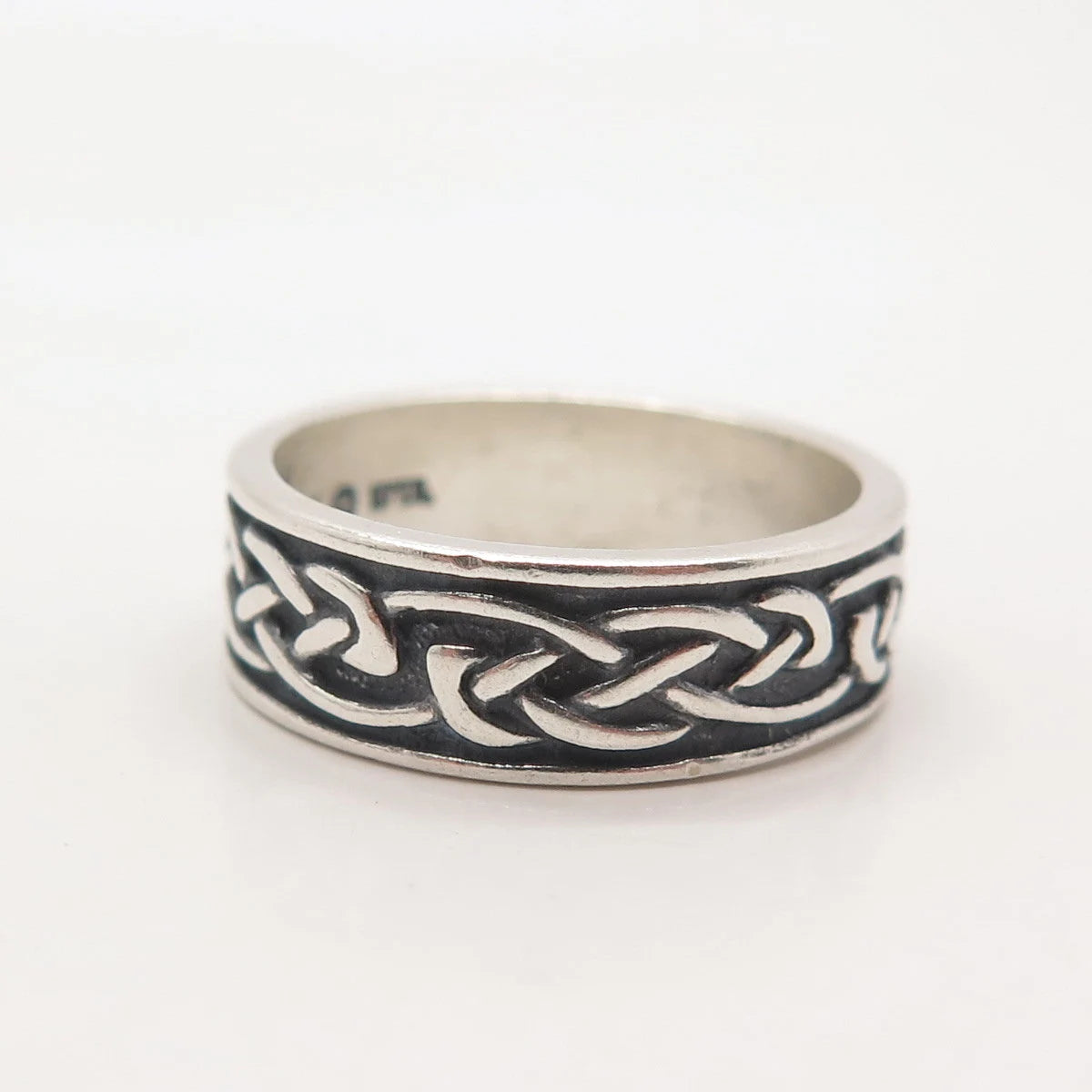 925 Sterling Silver Vintage Wheeler Mfg Co. Celtic Band Ring Size 8.5