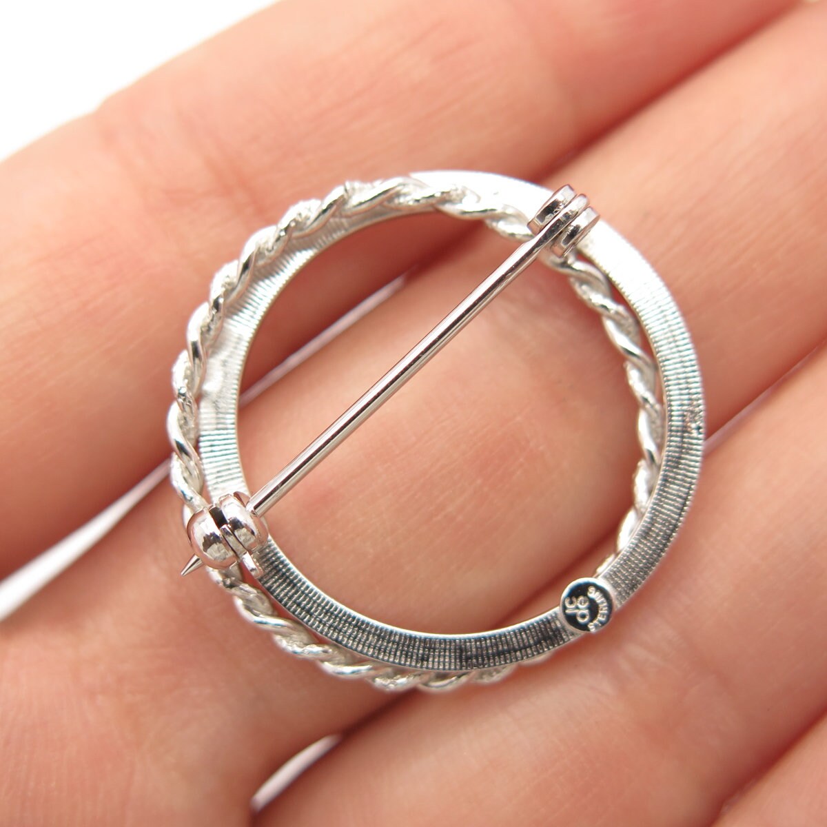 925 Sterling Silver Vintage Curtis Curtman Twisted Circle Pin Brooch