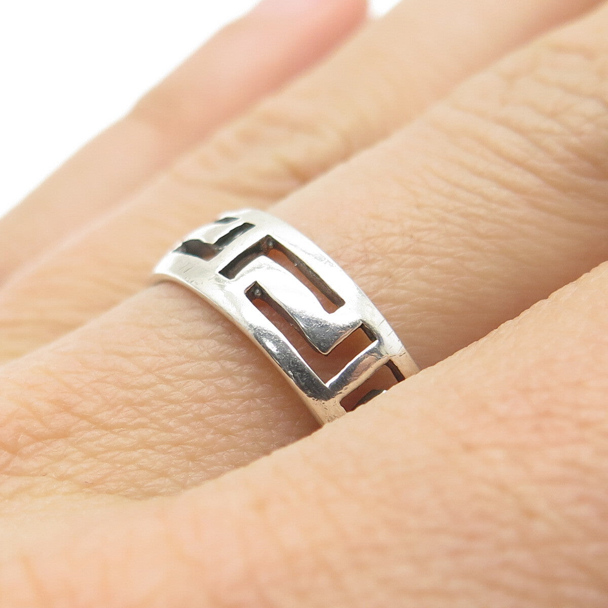 925 Sterling Silver Vintage Greek Maze Band Ring Size 8.75