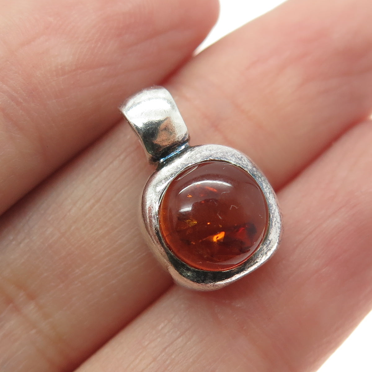 925 Sterling Silver Vintage Real Amber Cushion Minimalist Pendant