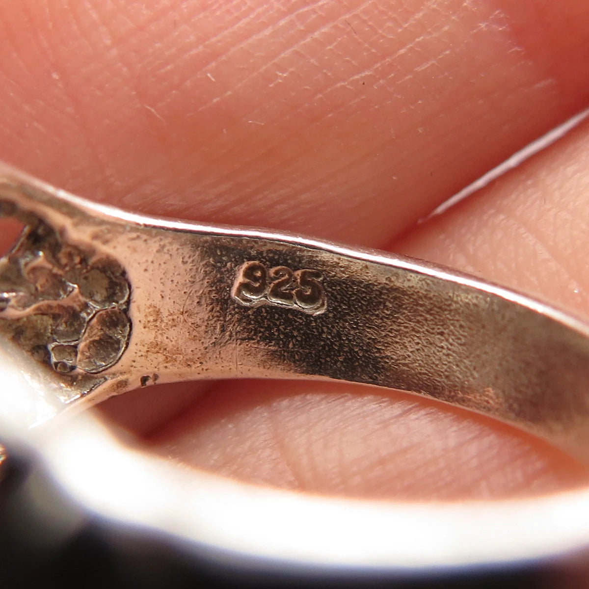 925 Sterling Silver Vintage Domed Ring Size 6