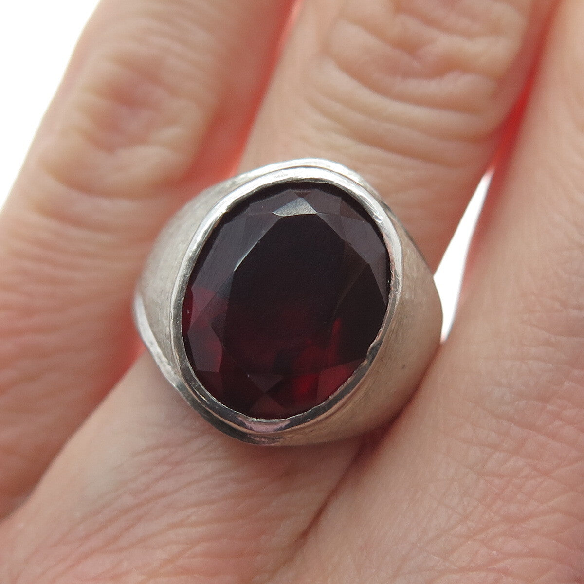 925 Sterling Silver Vintage Lab-Created Ruby Oxidized Ring Size 6