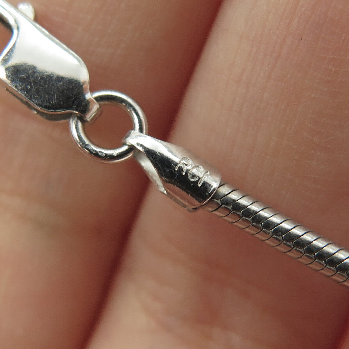 925 Sterling Silver Italy Herringbone Chain Necklace 18"