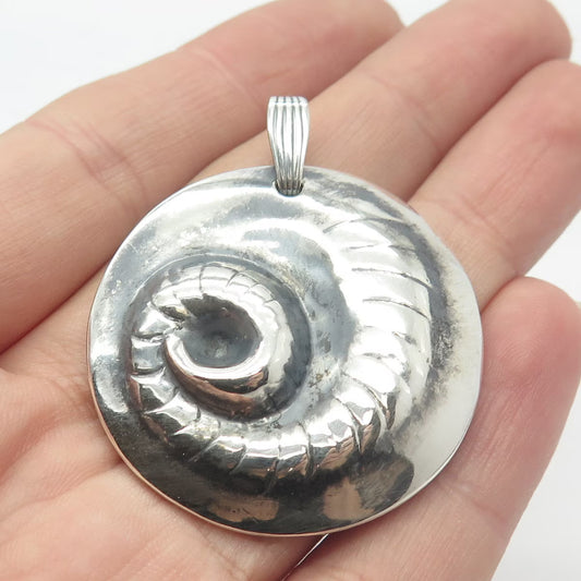 925 Sterling Silver Vintage Snake Tail Round Pendant