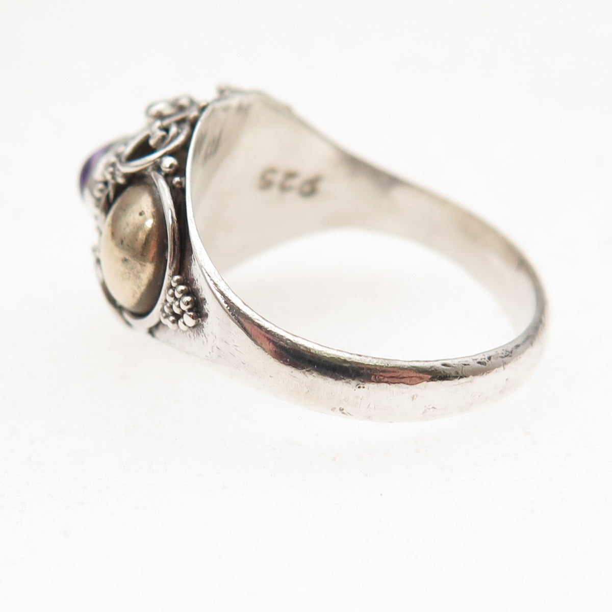 925 Sterling Silver 2-Tone Vintage Real Amethyst Oxidized Ring Size 6.75