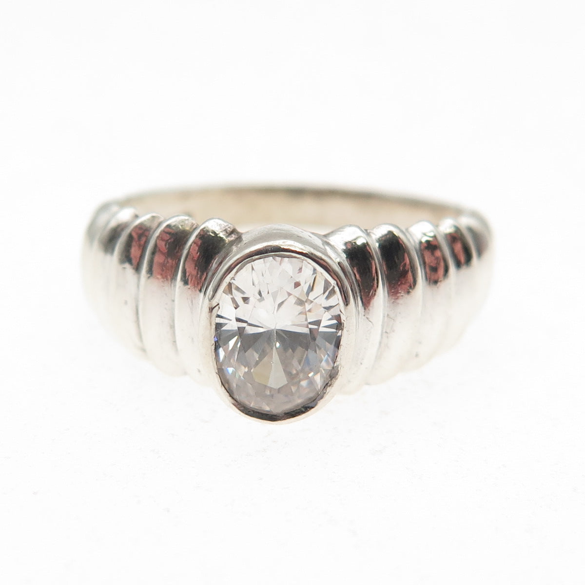 925 Sterling Silver Vintage Oval-Cut C Z Ribbed Ring Size 6