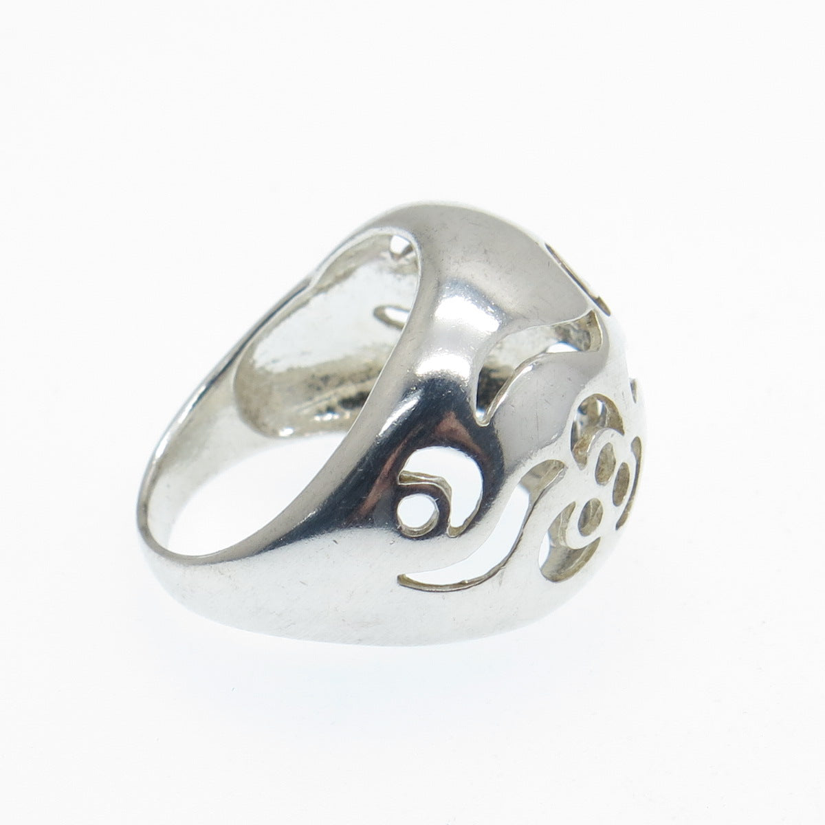 925 Sterling Silver Vintage Flower Dome Ring Size 7.5