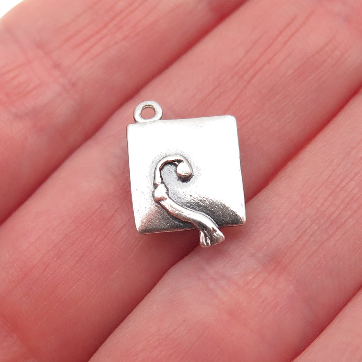James Avery 925 Sterling Silver Vintage Graduation Hat 3D Mini Charm Pendant
