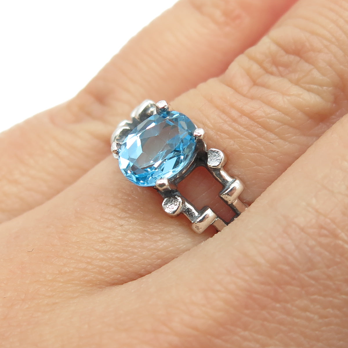 925 Sterling Silver Vintage Real Blue Topaz Gemstone Ring Size 6.25