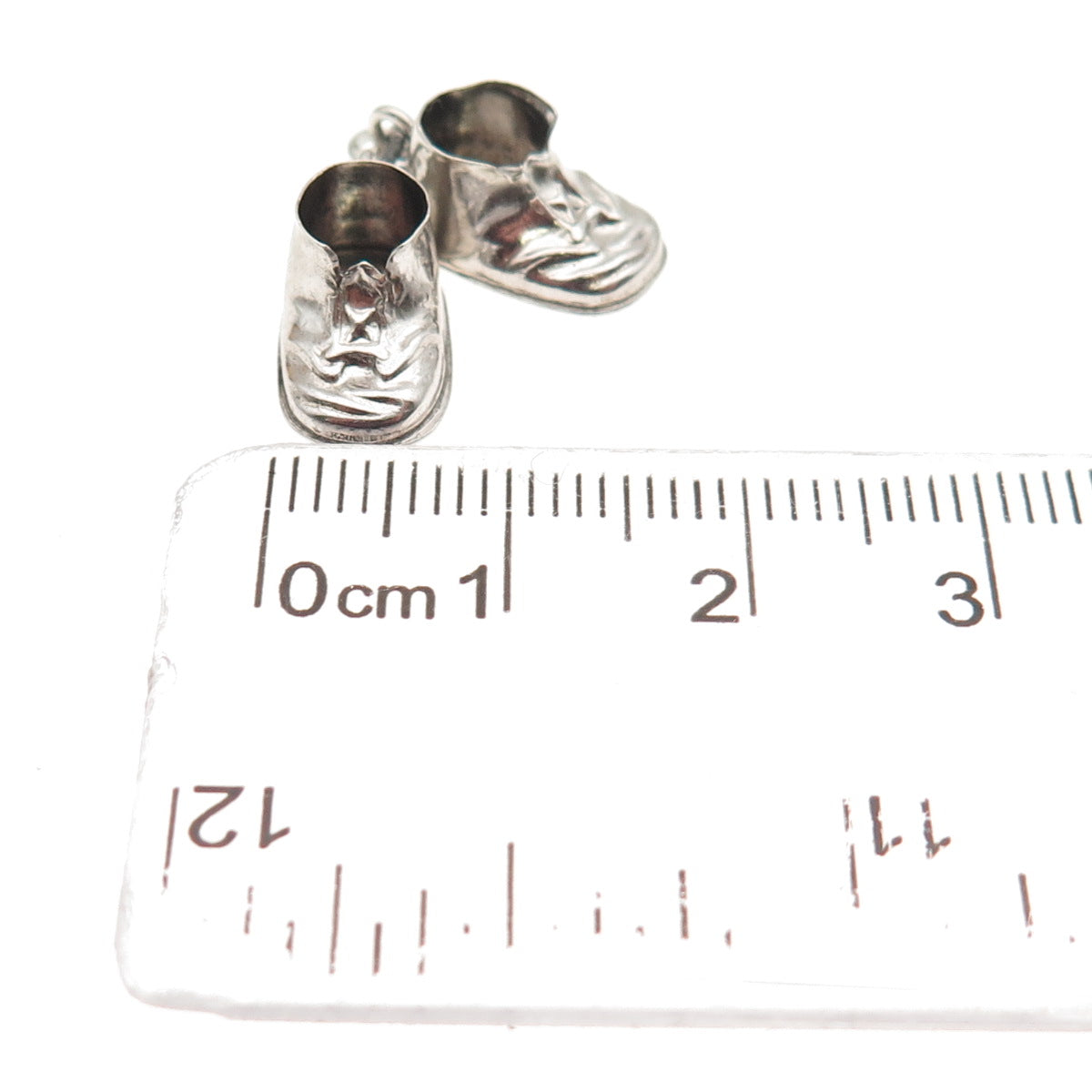 925 Sterling Silver Vintage Baby Shoes 3D Mini Charm Pendant