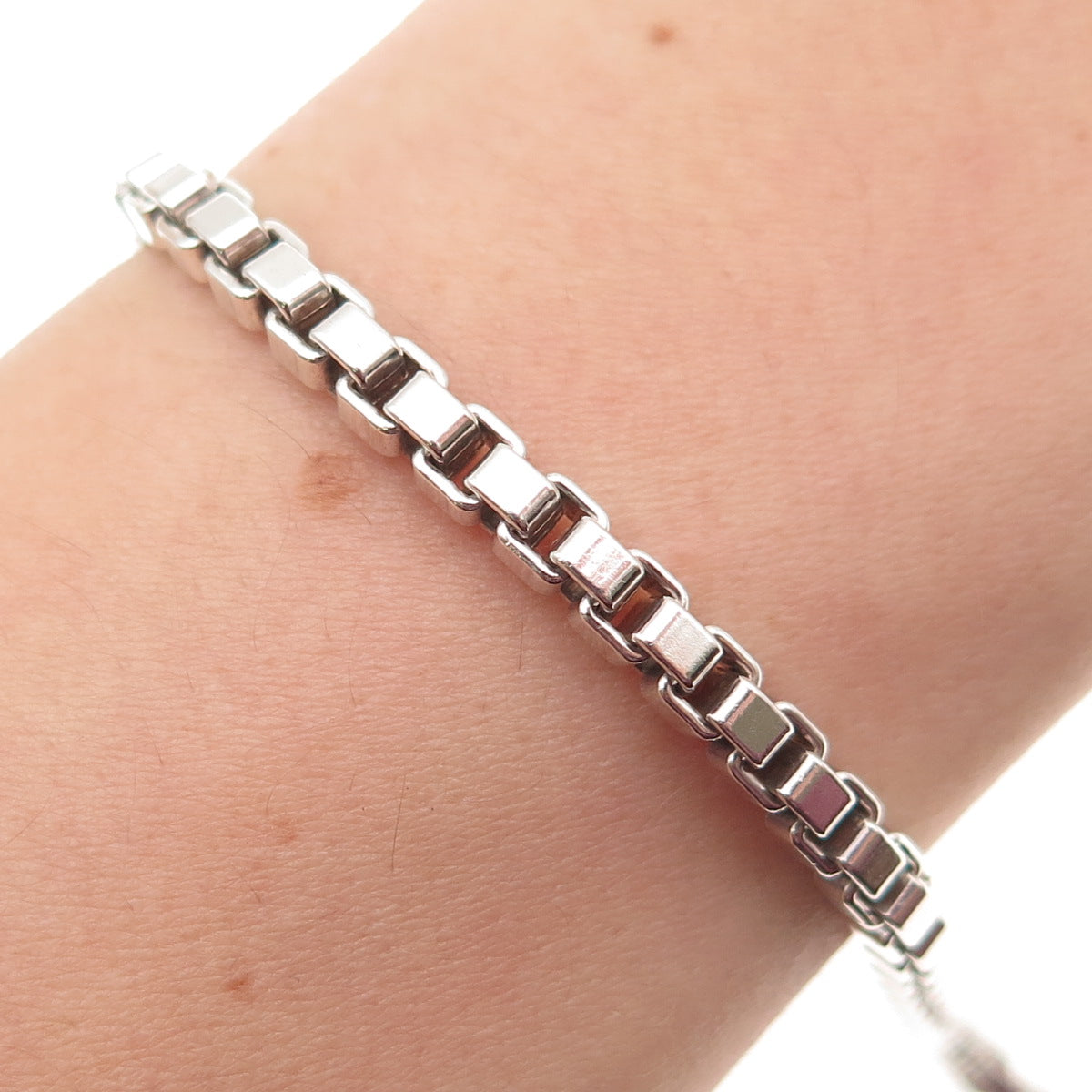 TIFFANY & CO. 925 Sterling Silver Vintage Venetian Link Bracelet 7.25"