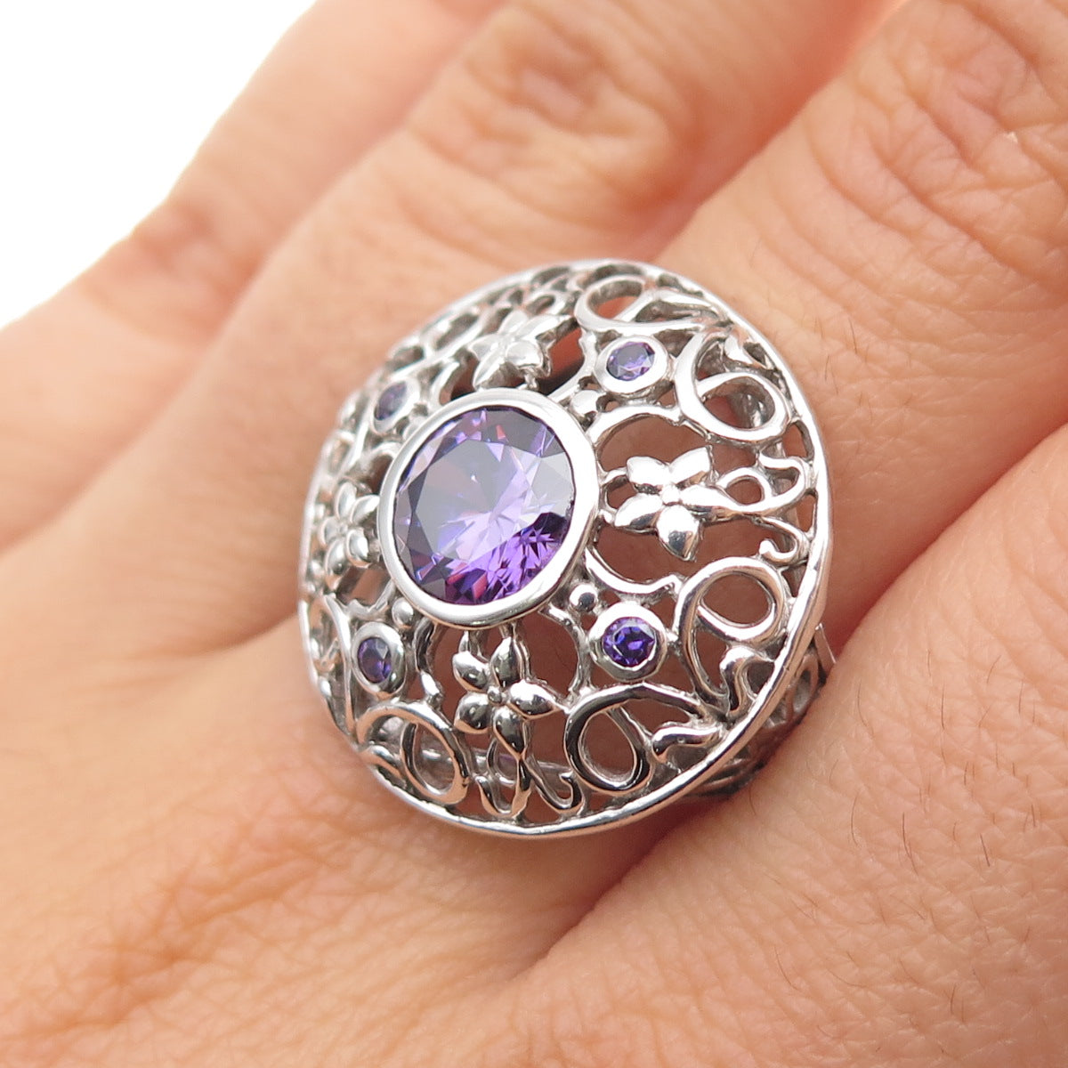 925 Sterling Silver Real Round-Cut Amethyst Ornate Flower Ring Size 8.25