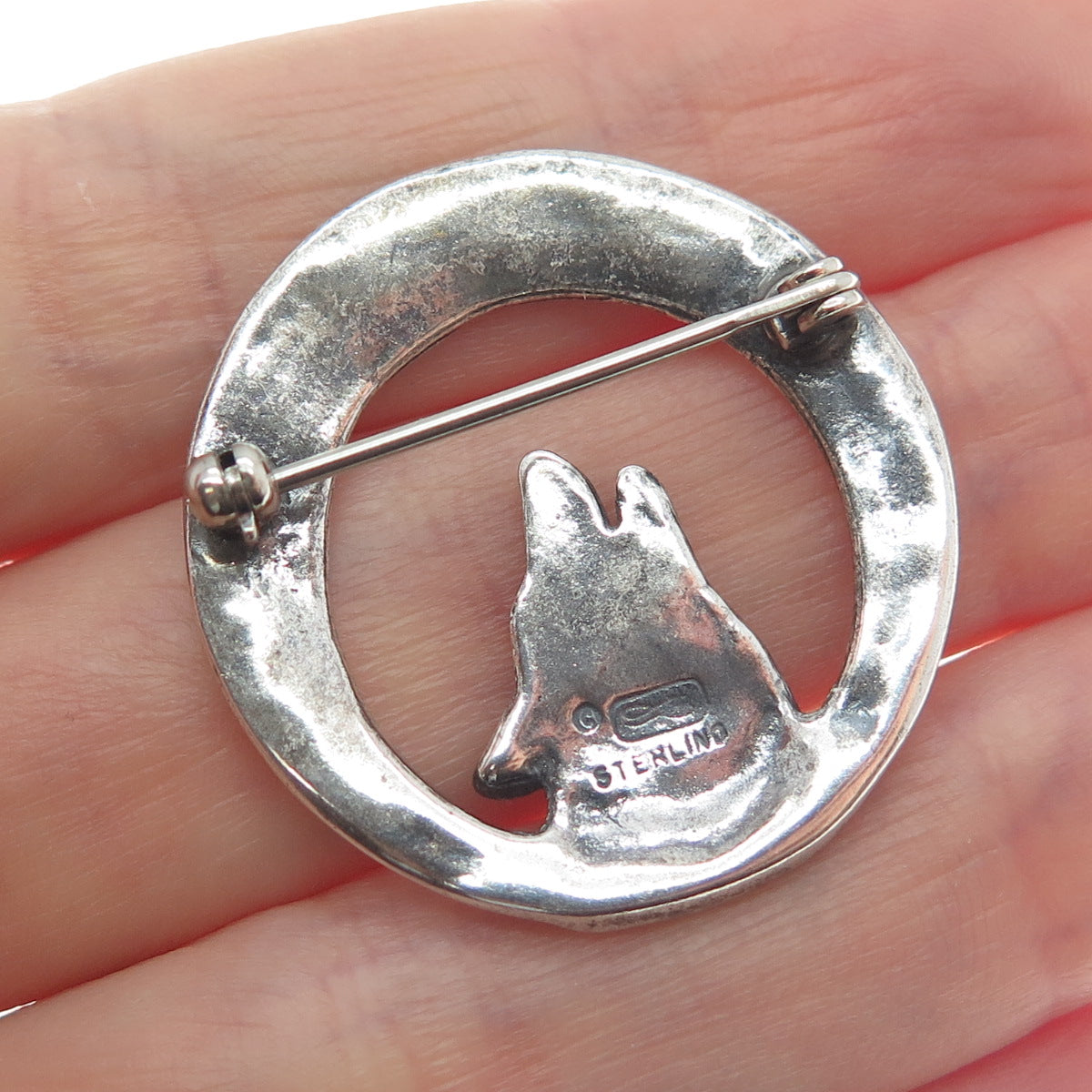 LOREN SAKEVA KUMAUNI Old Pawn Sterling Silver Vintage Howling Wolf Moon Brooch