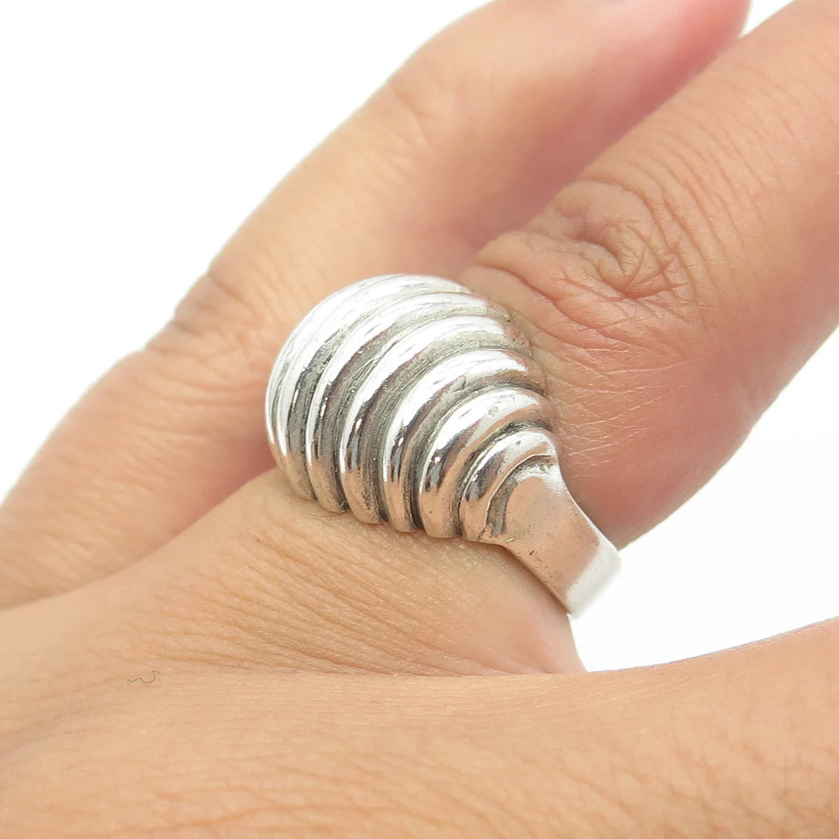 925 Sterling Silver Vintage Modernist Ribbed Dome Ring Size 5
