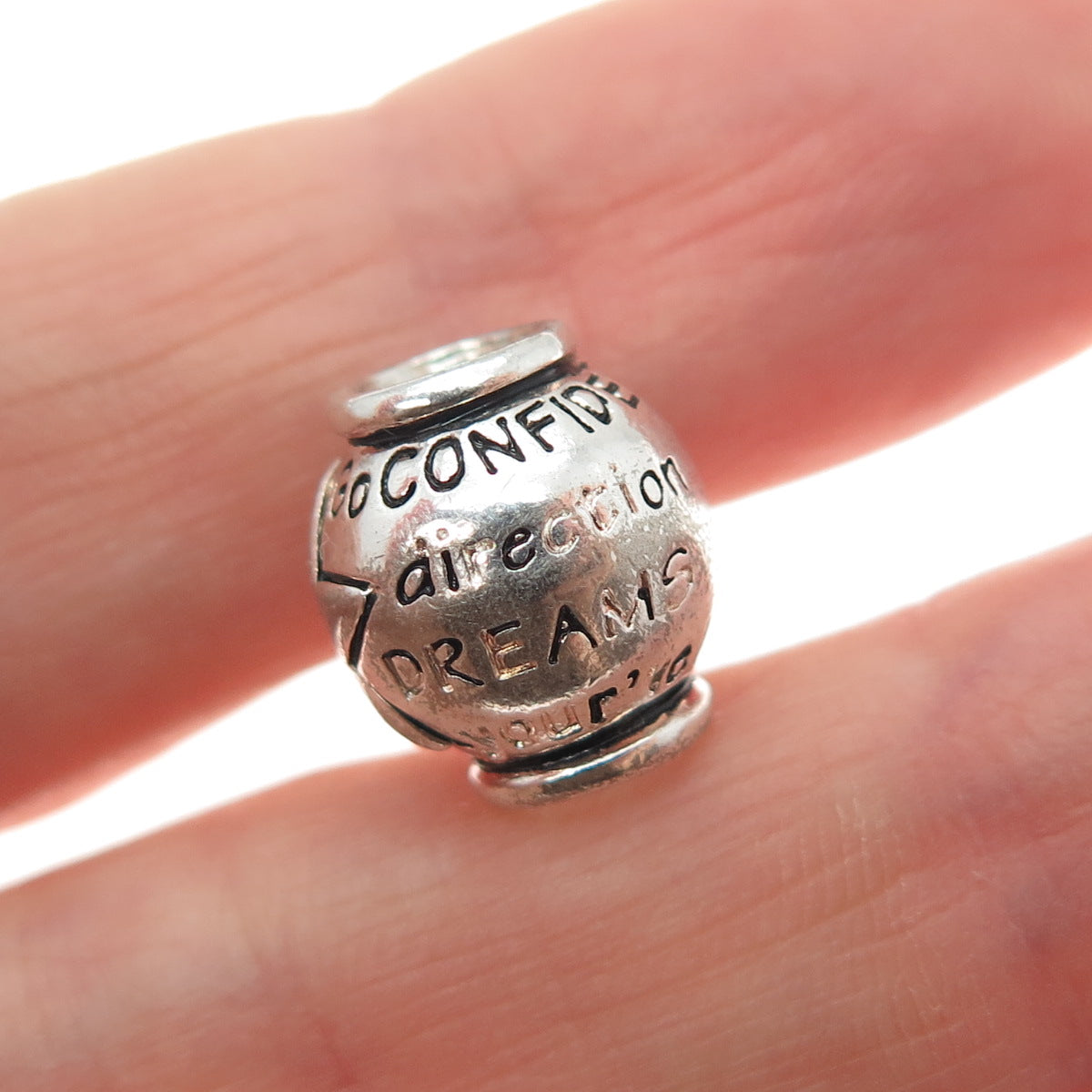 925 Sterling Vintage Go Confidently in The Direction of Your Dreams Bead Charm