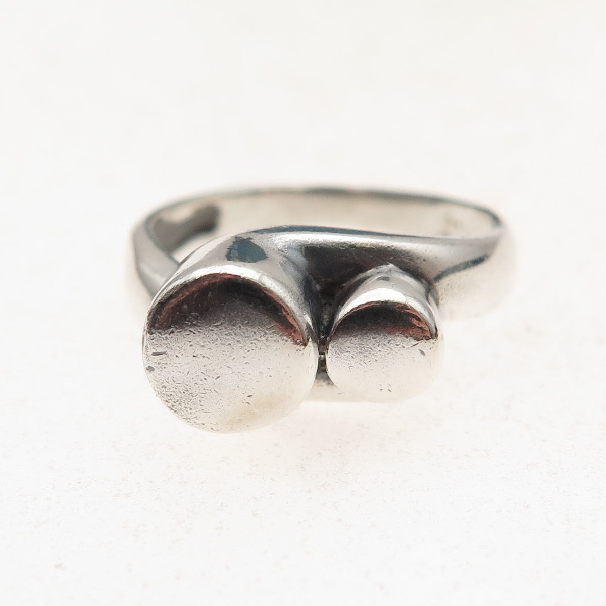 925 Sterling Silver Vintage Modernist Oxidized Ring Size 9