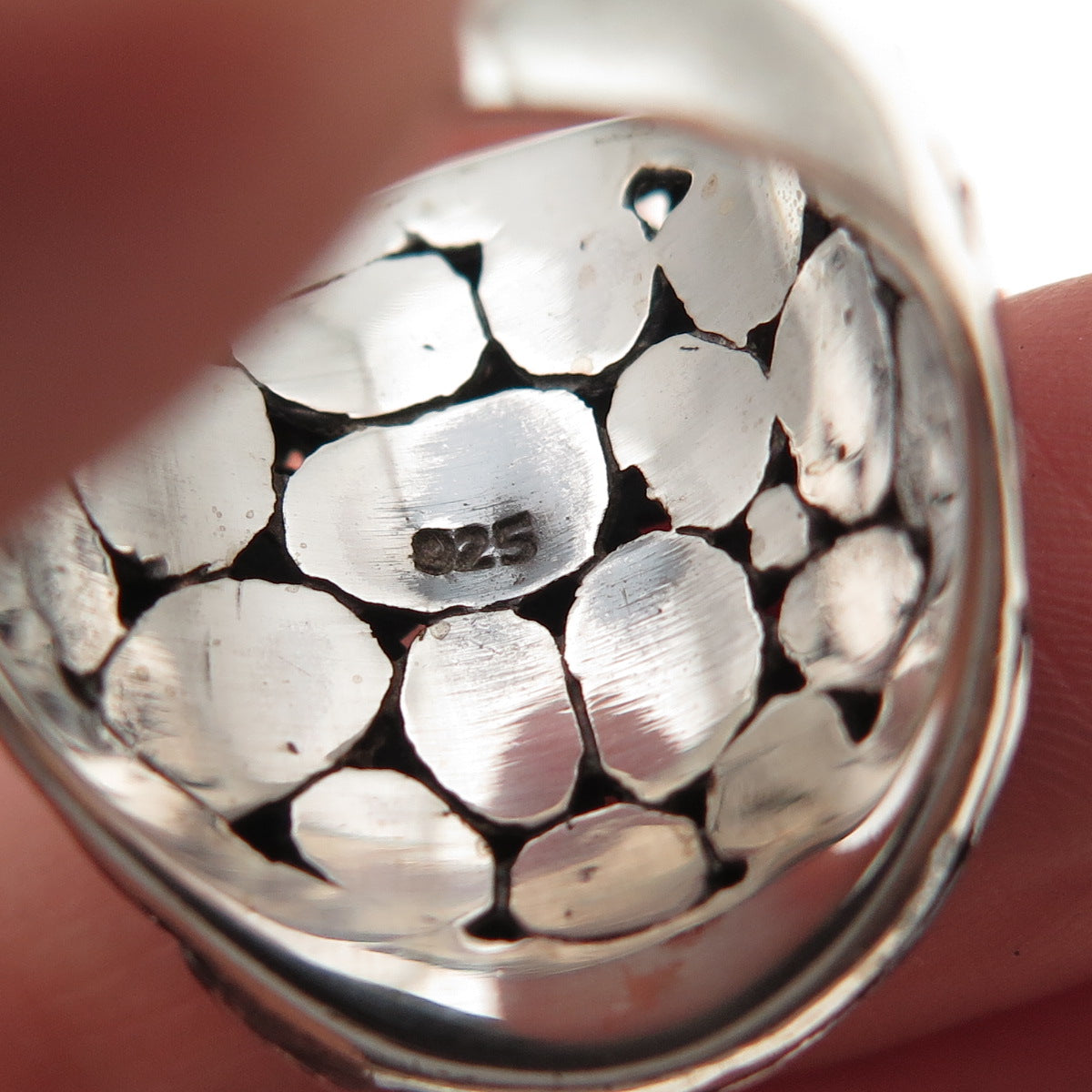 925 Sterling Silver Vintage Modernist Kali Dotted Oxidized Ring Size 7