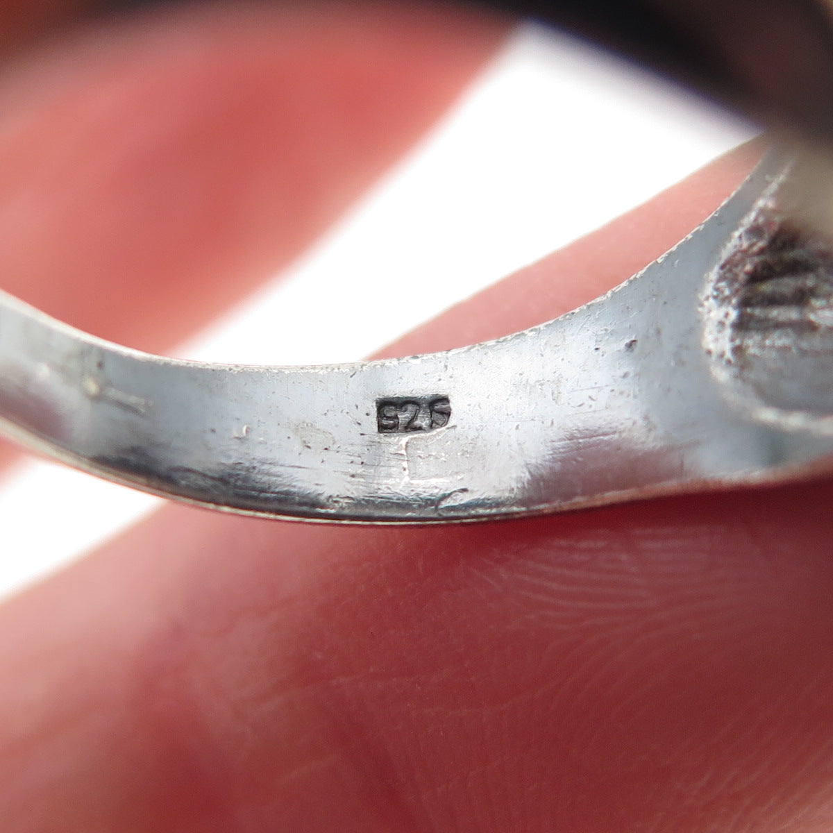 925 Sterling Silver Vintage Modernist Wavy Dome Oxidized Ring Size 7.25