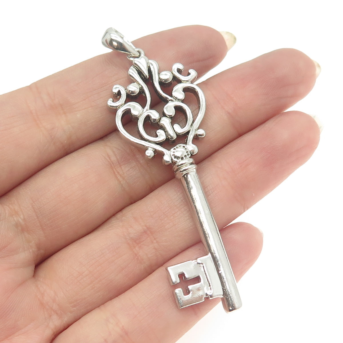 925 Sterling Silver Vintage Key Ornate Pendant