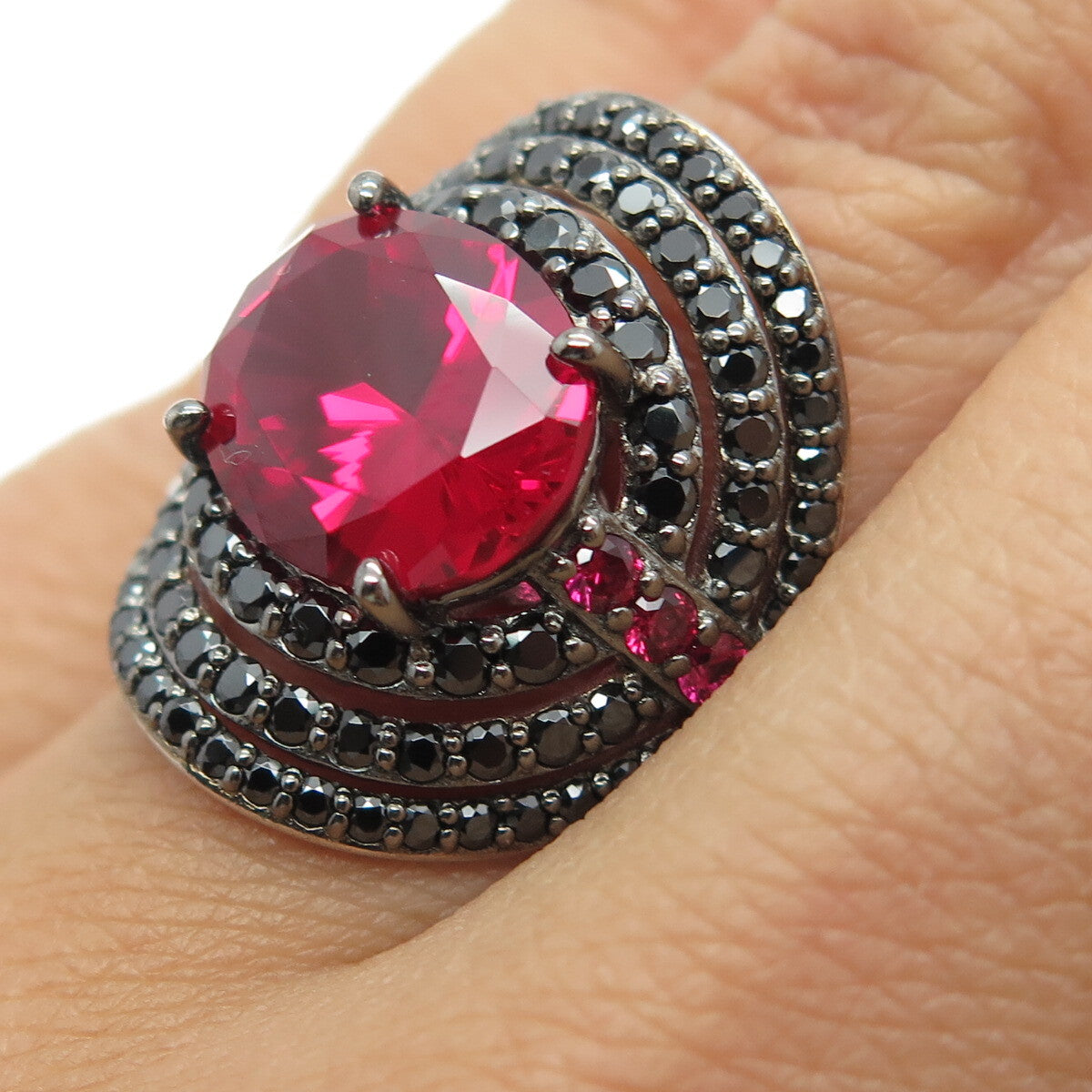 925 Sterling Silver Lab-Created Ruby & Black C Z Multi-Circle Ring Size 6.25